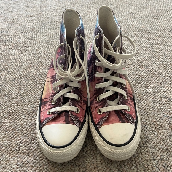Converse Shoes - Converse Chuck Taylor All Star High Tops Palm Tree Print Men 5.5/Women 7.5